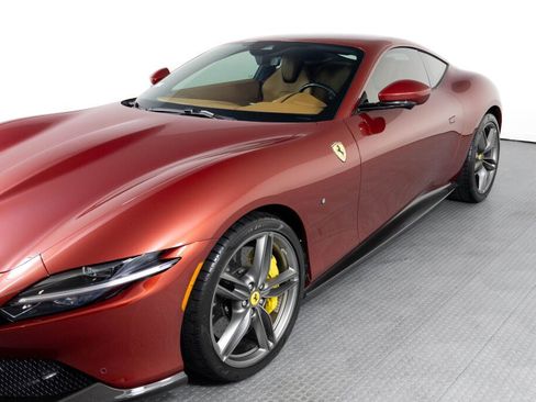 Certified 2022 Ferrari Roma image 19