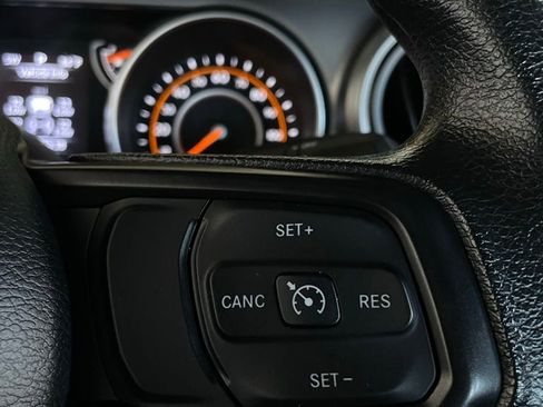 Used 2022 Jeep Wrangler Unlimited Sport image 40