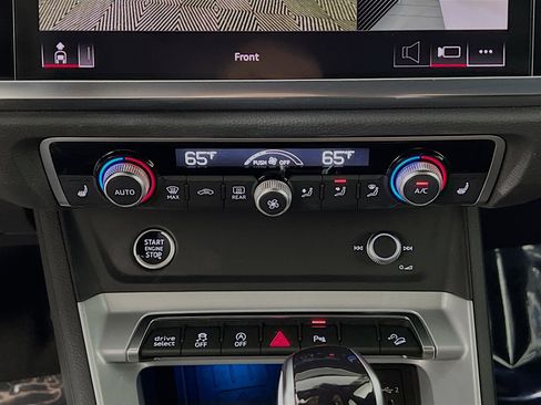 Used 2023 Audi Q3 2.0T Premium Plus w/ Premium Plus Package image 26