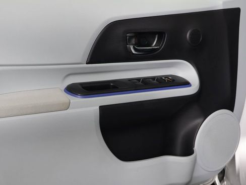 Used 2012 Toyota Prius C image 31