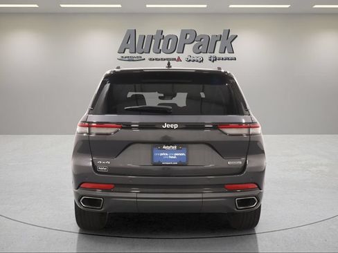 Certified 2023 Jeep Grand Cherokee Overland AWD/4WD image 10