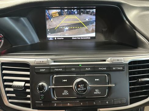 Used 2017 Honda Accord LX image 21