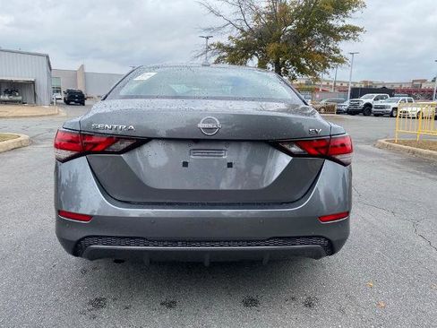 Used 2024 Nissan Sentra SV image 6