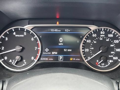 Used 2022 Nissan Sentra SR w/ SR Premium Package FWD image 30