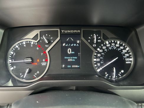 Used 2022 Toyota Tundra Limited image 15