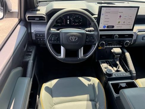 Used 2025 Toyota 4Runner Trailhunter AWD/4WD image 16