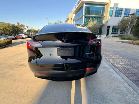 Used 2023 Tesla Model Y Performance AWD/4WD image 6
