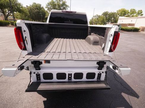 Used 2023 GMC Sierra 1500 Denali AWD/4WD image 13