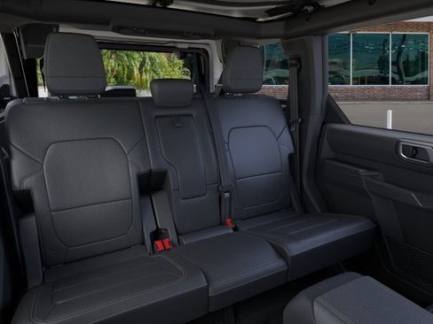 New 2025 Ford Bronco Badlands image 11