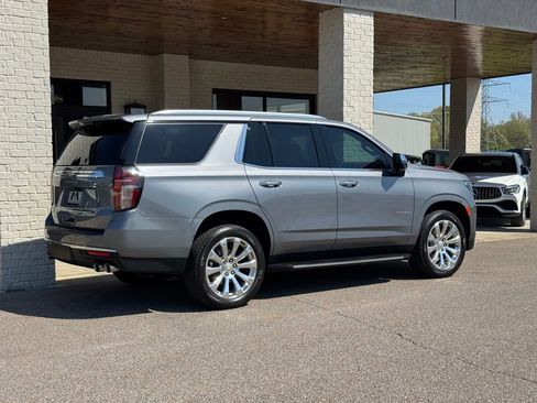 Used 2021 Chevrolet Tahoe Premier w/ Premium Package RWD image 12
