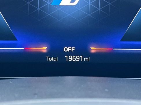 Used 2023 BMW i4 eDrive35 w/ Premium Package image 29