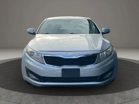 Used 2012 Kia Optima LX w/ Convenience Pkg image 3