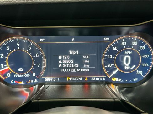 Used 2022 Ford Mustang Shelby GT500 w/ Technology Package image 23