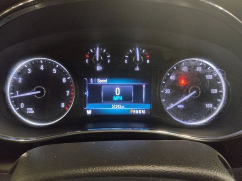 Used 2021 Buick Encore Preferred FWD image 23