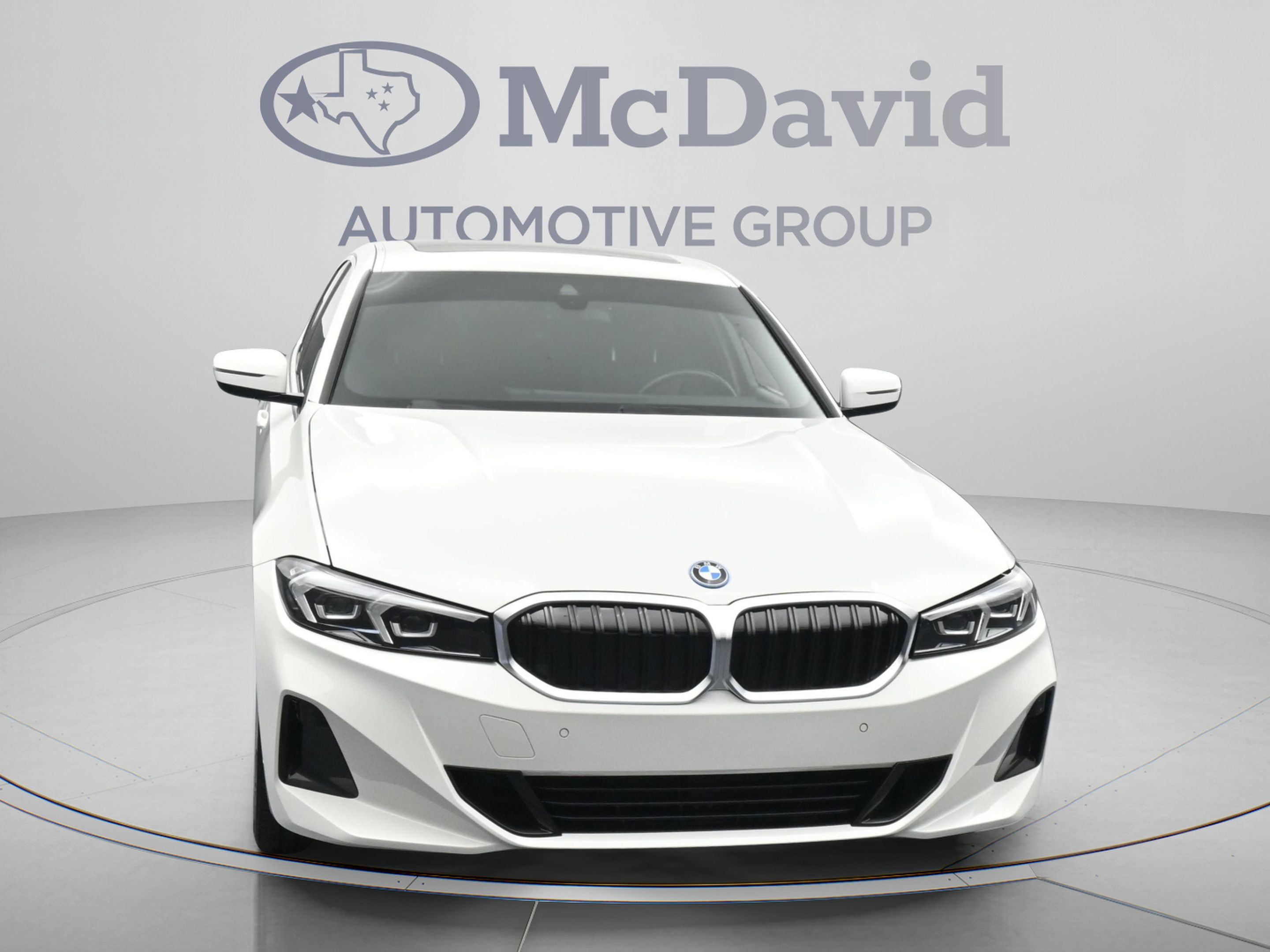 Used 2024 BMW 330e xDrive AWD/4WD image 2