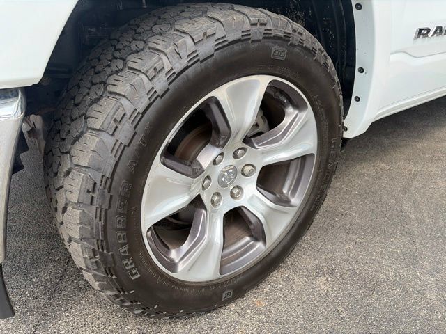 Used 2022 RAM 1500 Laramie AWD/4WD image 6