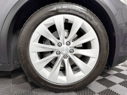 Used 2018 Tesla Model X 75D AWD/4WD image 28