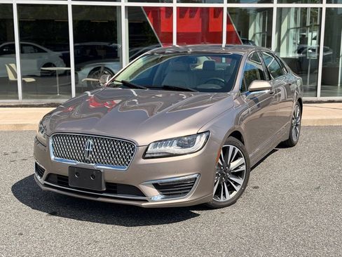 Used 2020 Lincoln MKZ Reserve w/ Elements Package AWD/4WD image 2
