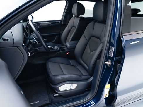 Used 2022 Porsche Macan image 5