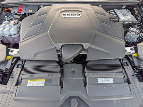 Used 2023 Audi Q8 Premium Plus image 25