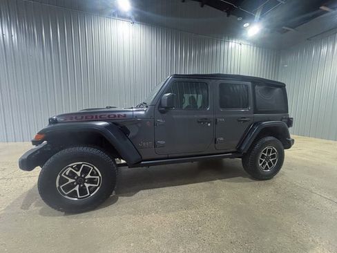 Used 2024 Jeep Wrangler Unlimited Rubicon w/ Convenience Group image 2