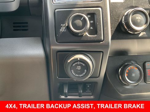 Used 2019 Ford F150 XLT w/ Equipment Group 302A Luxury AWD/4WD image 29