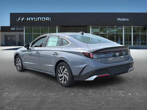 New 2026 Hyundai Sonata Blue FWD image 4