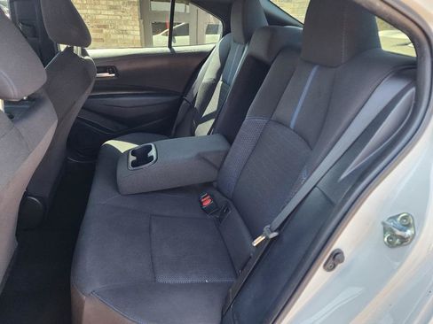 Used 2022 Toyota Corolla SE FWD image 9