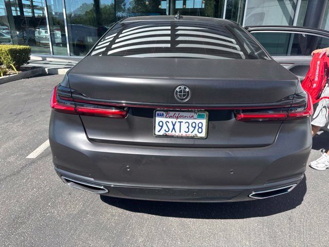 Used 2020 BMW 740i RWD image 4