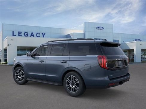 New 2026 Ford Expedition Active RWD image 4