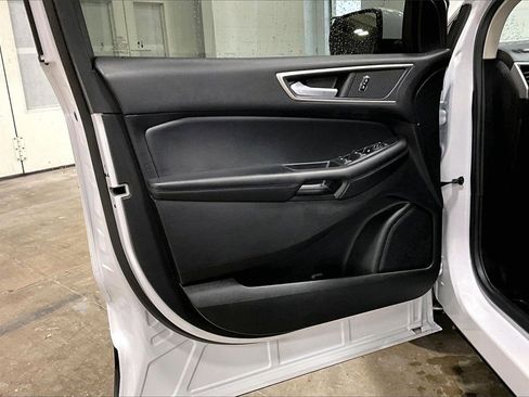 Certified 2022 Ford Edge SEL w/ Convenience Package image 22