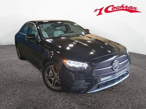 Used 2023 Mercedes-Benz E 350 4MATIC Sedan image 1