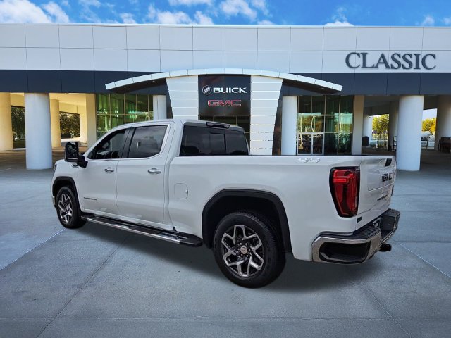 Used 2023 GMC Sierra 1500 SLT AWD/4WD image 6