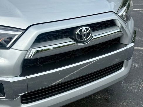 Used 2019 Toyota 4Runner Limited AWD/4WD image 13