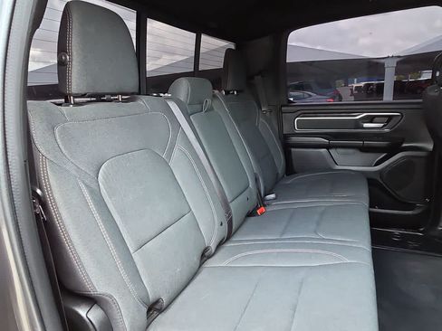 Used 2022 RAM 1500 Big Horn AWD/4WD image 17