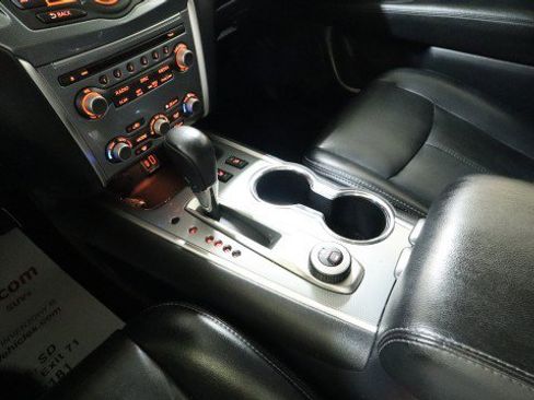 Used 2019 Nissan Pathfinder SL image 19