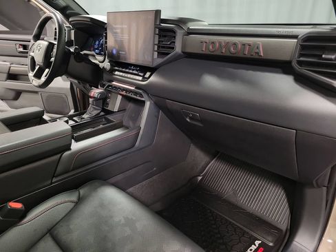Used 2025 Toyota Sequoia TRD Pro AWD/4WD image 35