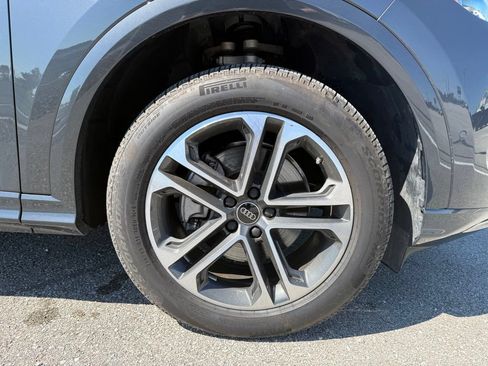 Used 2025 Audi Q5 Premium Plus w/ Premium Plus AWD/4WD image 17