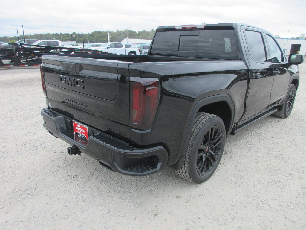 New 2026 GMC Sierra 1500 Denali w/ Denali Reserve Package AWD/4WD image 4