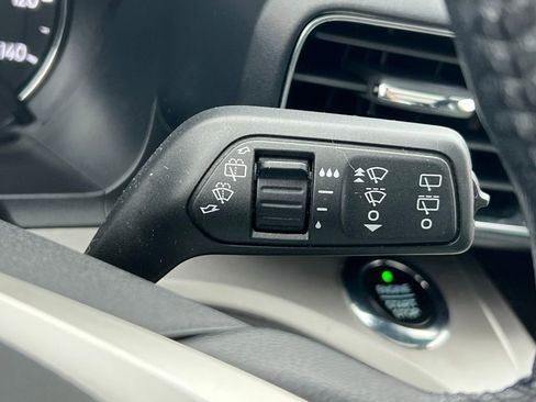 Used 2021 Ford Explorer XLT w/ Equipment Group 202A image 36