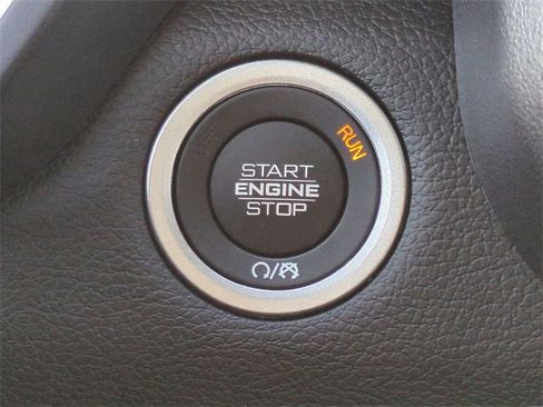 Used 2025 RAM 2500 Laramie w/ Night Edition image 34