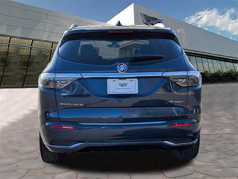 Used 2024 Buick Enclave Avenir image 40