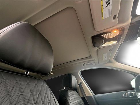 Used 2025 BMW X7 xDrive40i image 17