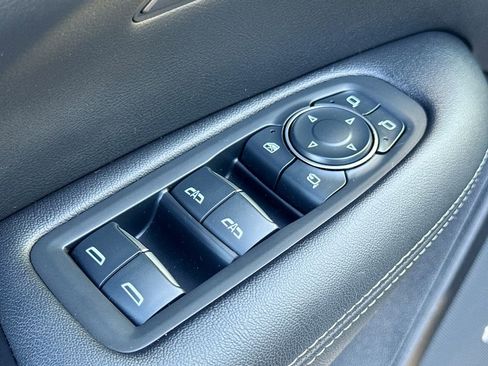 Used 2021 Cadillac XT5 Premium Luxury image 14