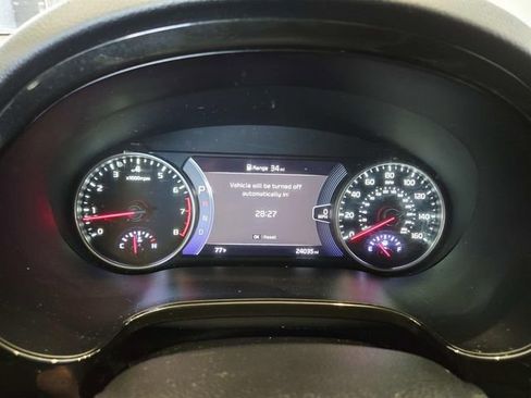 Used 2023 Kia Seltos SX image 18