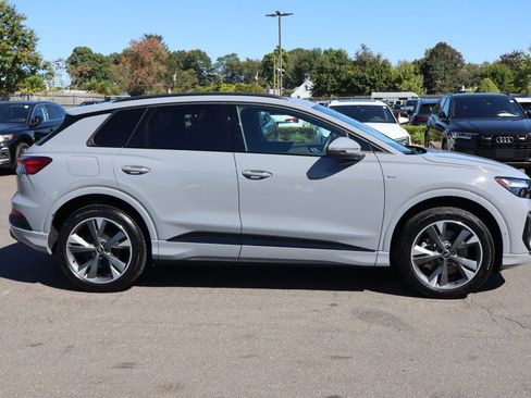 Used 2023 Audi Q4 e-tron Premium Plus w/ Premium Plus image 4