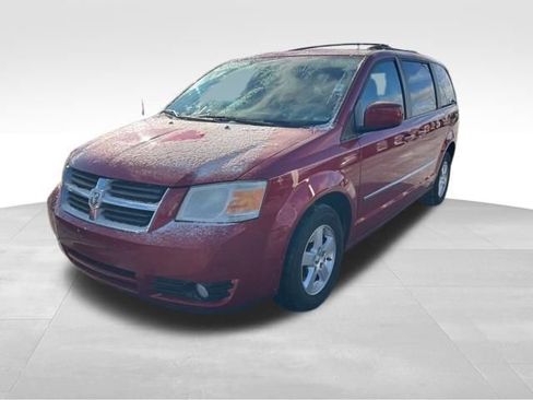 Used 2010 Dodge Grand Caravan SXT image 3