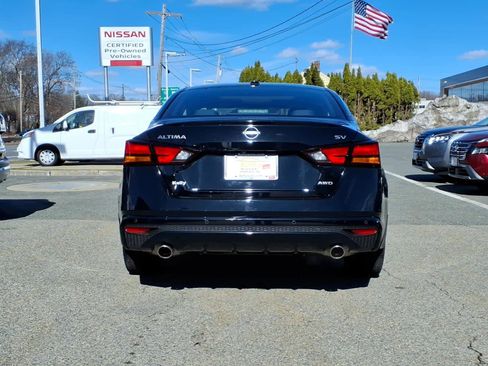 Certified 2024 Nissan Altima 2.5 SV w/ SV Premium Package AWD/4WD image 5