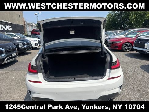 Used 2019 BMW 330i xDrive Sedan w/ M Sport Package AWD/4WD image 24