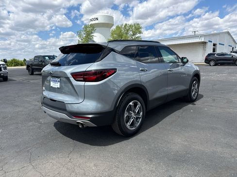 Certified 2023 Chevrolet Blazer LT w/ Convenience Package FWD image 5